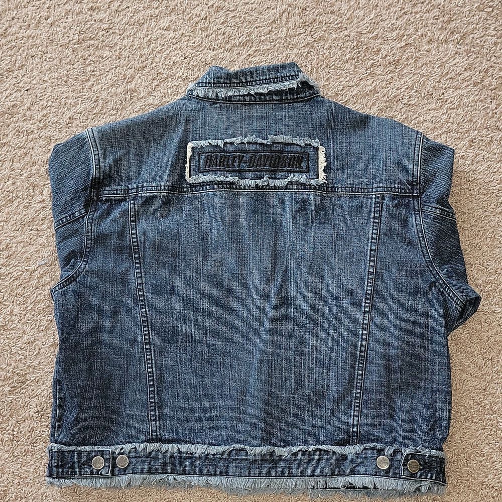 Harley-Davidson HD Denim Jacket Frayed Raw Edges Logo Moto Hippie Y2K Rare XL - Picture 10 of 13